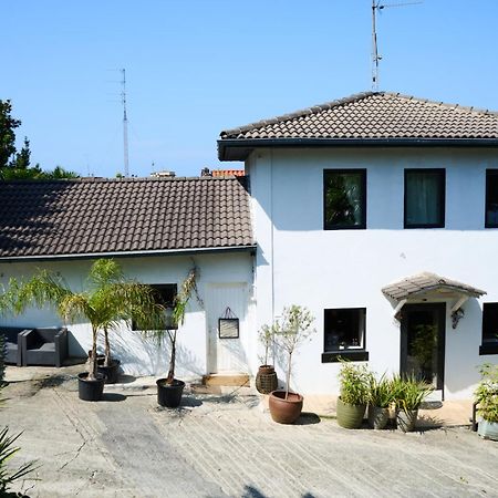 Habitacion Oasis อีรุน ภายนอก รูปภาพ