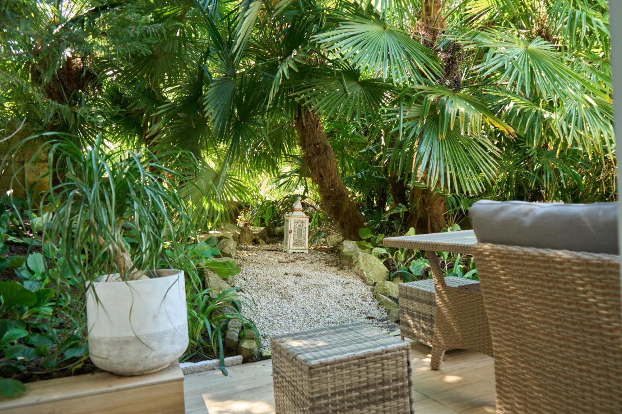 Habitacion Oasis อีรุน ภายนอก รูปภาพ